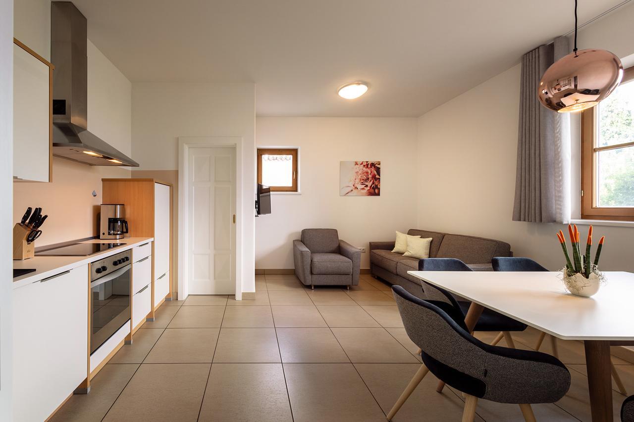 Mederle Hof Apartment Appiano Sulla Strada Del Vino Bagian luar foto